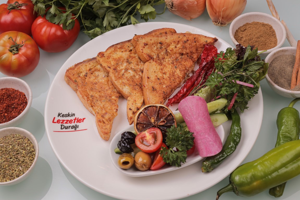 Yumurtalı Ekmek Tabağı